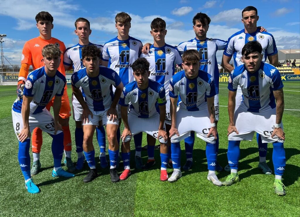Once del Juvenil A contra el Roda