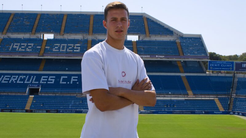 Javier Núñez llega al Juvenil A para añadir altura a la defensa
