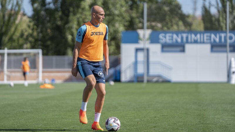 El Hércules apuesta por Javier Rentero para la defensa