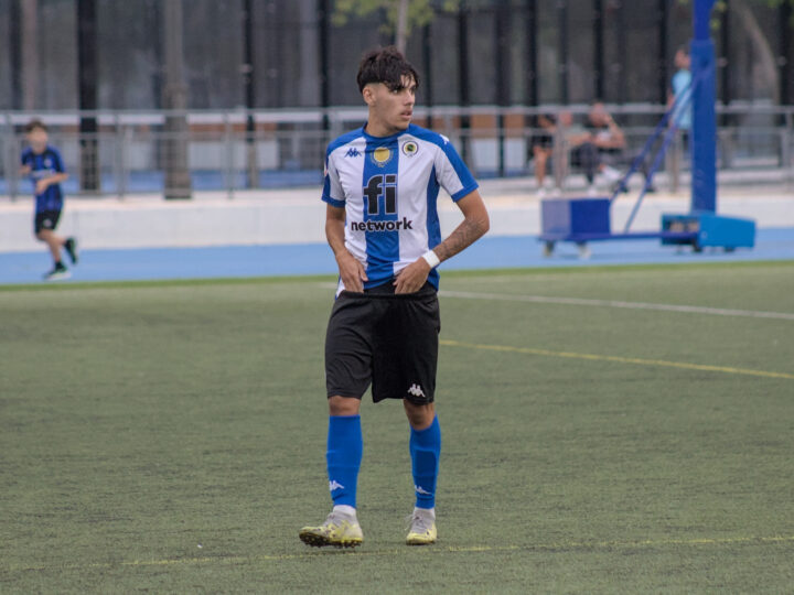 Borja Pérez: «De primeras vemos la permanencia como objetivo, pero viendo al equipo en las dos primeras jornadas optamos a algo más»