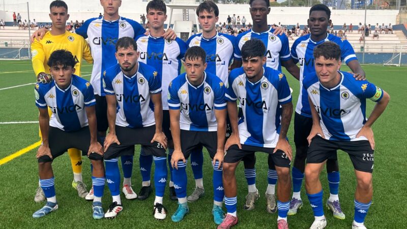 El filial se ve superado por el Atzeneta en su debut en 3ª RFEF (0-3)