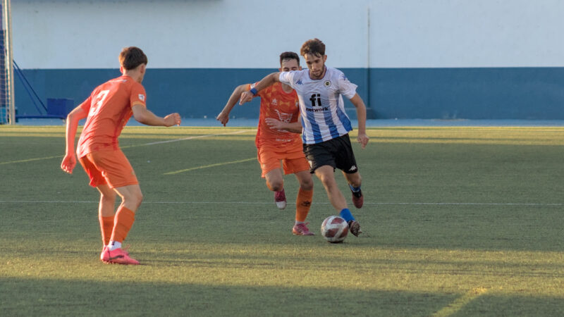 El filial recibe a un Athletic Torrellano en buena dinámica