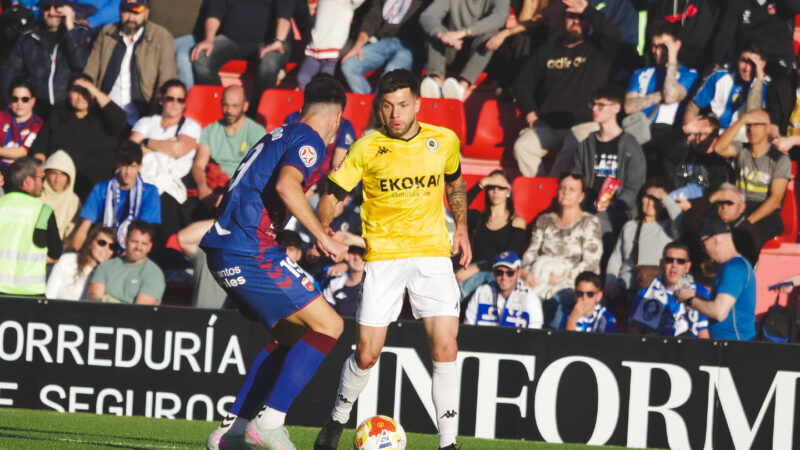 El golpe de realidad del Eldense acaba con la etapa de Torrecilla