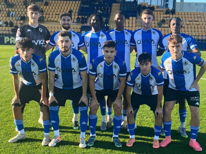 El filial busca alargar su buen momento ante el Saguntino