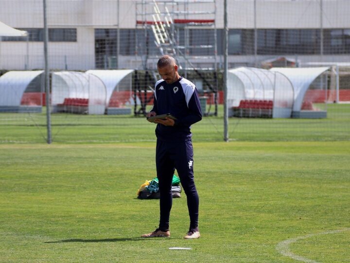 El Hércules busca adentrarse en los puestos de promoción ante el Betis Deportivo