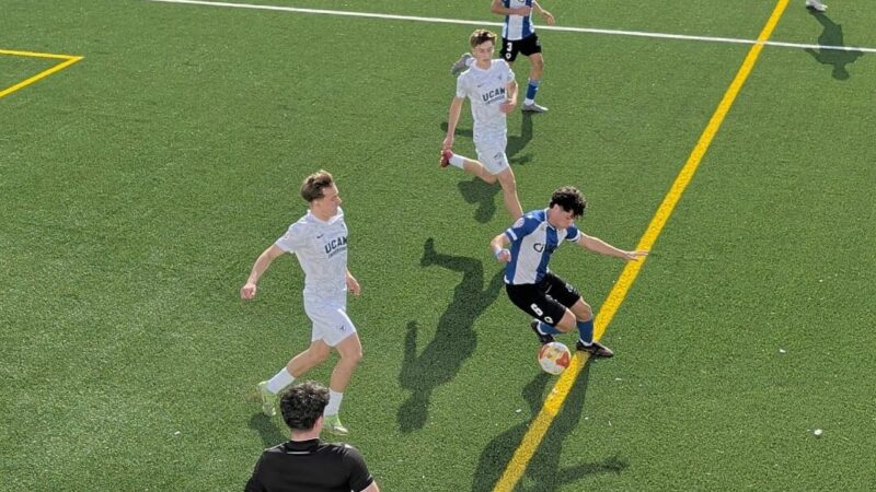 Al Juvenil A le faltan minutos contra el UCAM Murcia (1-2)