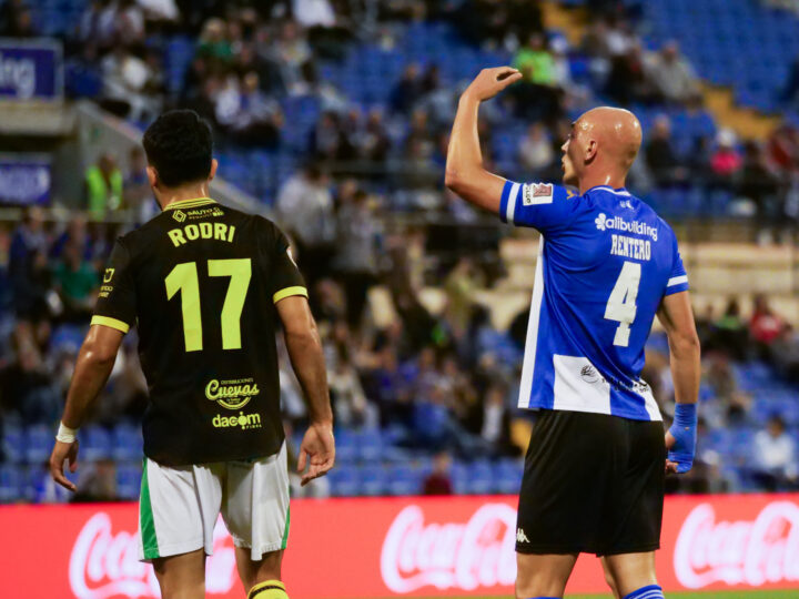 El Hércules acrecienta su crisis con otro ridículo (0-0)