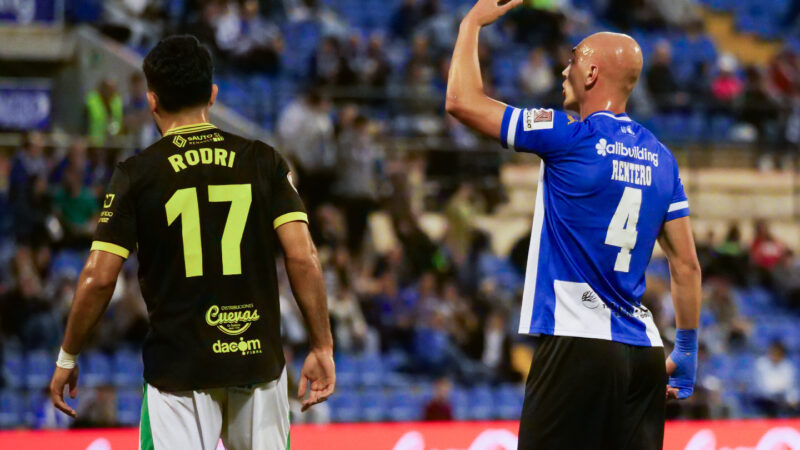 El Hércules acrecienta su crisis con otro ridículo (0-0)