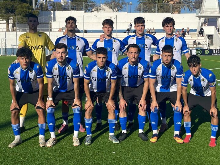 El Hércules B sigue abriendo distancia con el descenso tras empatar ante el Crevillente Deportivo (1-1)