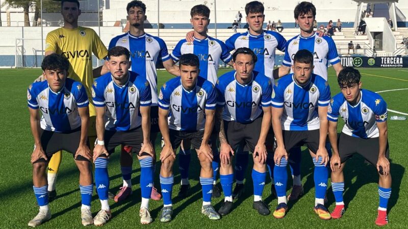 El Hércules B sigue abriendo distancia con el descenso tras empatar ante el Crevillente Deportivo (1-1)