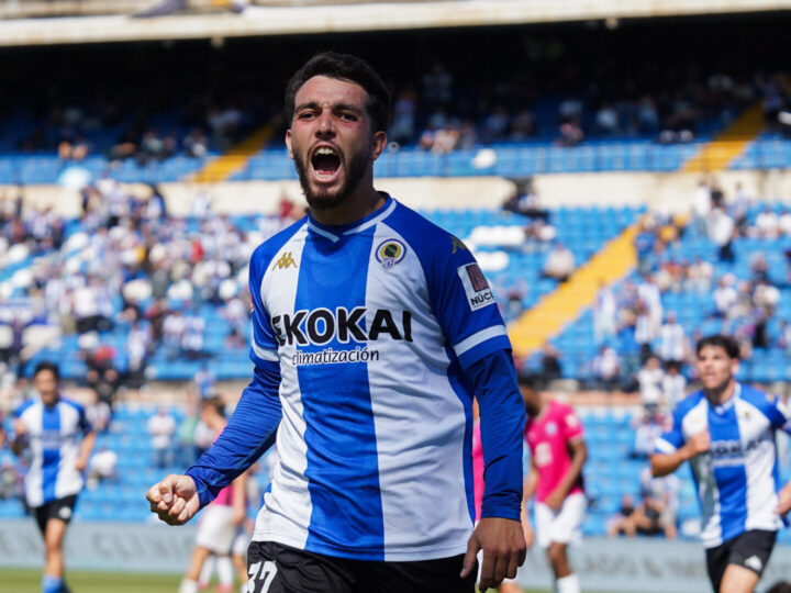 Puch y Andy rescatan a un Hércules pobre (2-1)