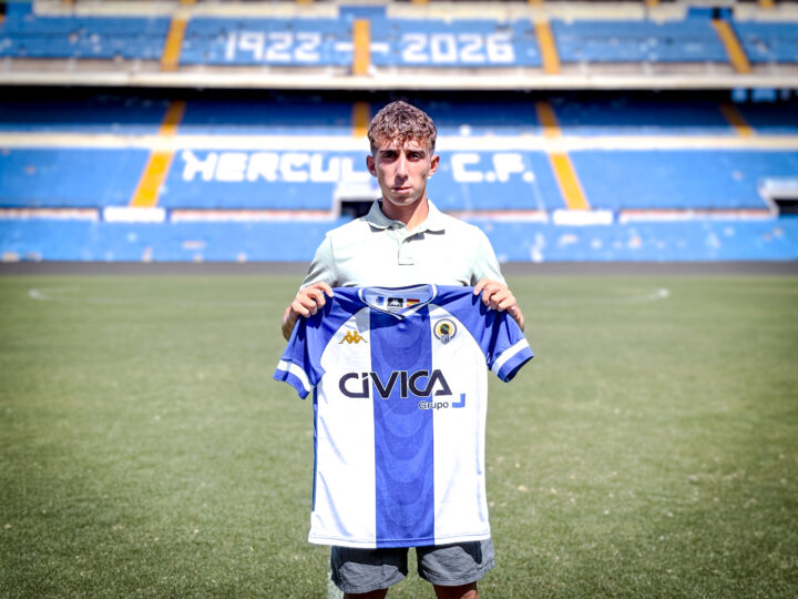José Córcoles, llegada y carácter para el centro del campo del Hércules B