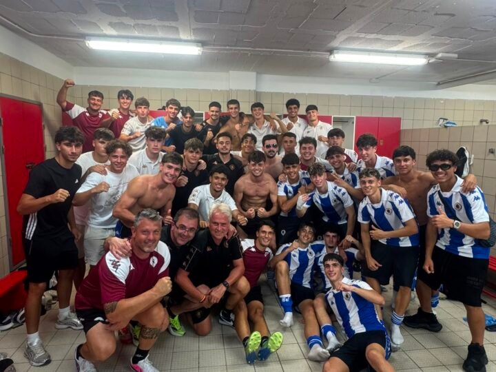 Unai Galindo y Arturo Ruiz le dan la primera victoria de la temporada al Juvenil A (2-0)